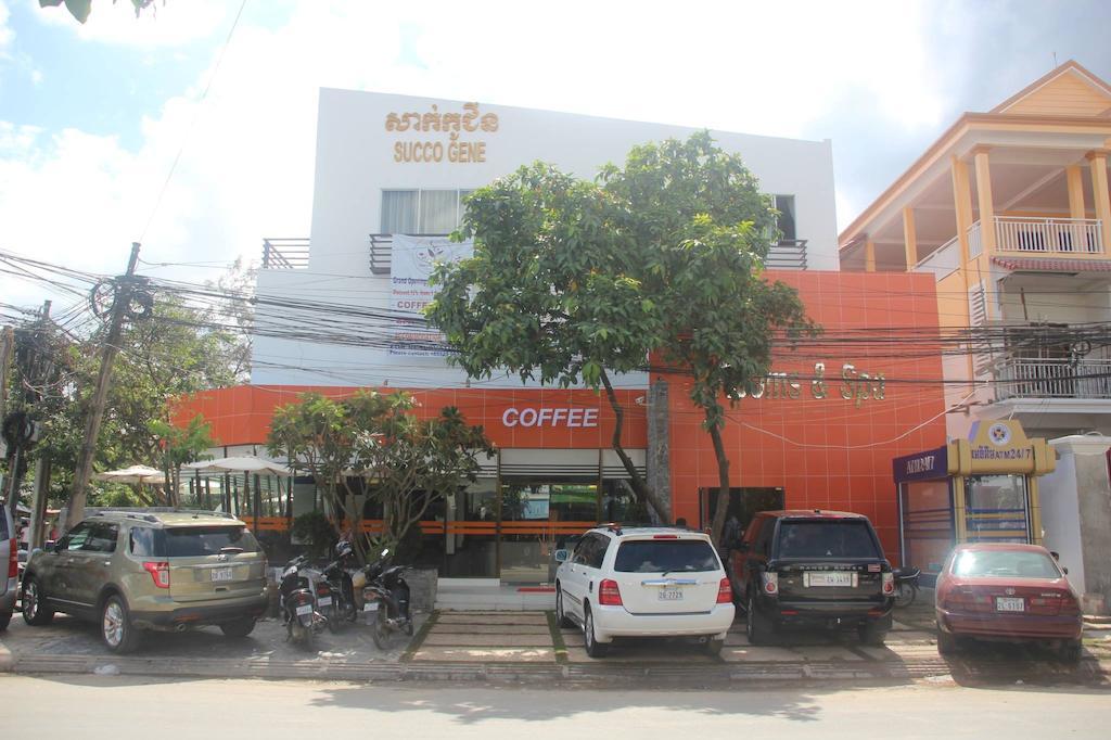 Succo Gene Hotel Phnom Penh Exterior foto